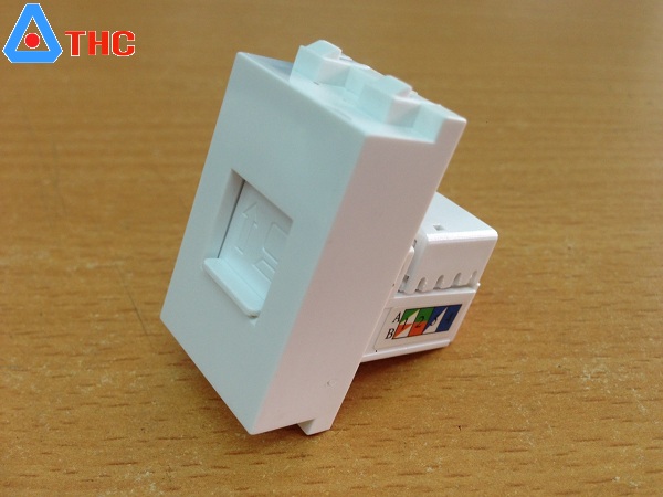 Ổ cắm mạng RJ45 âm tường chuẩn WIDE